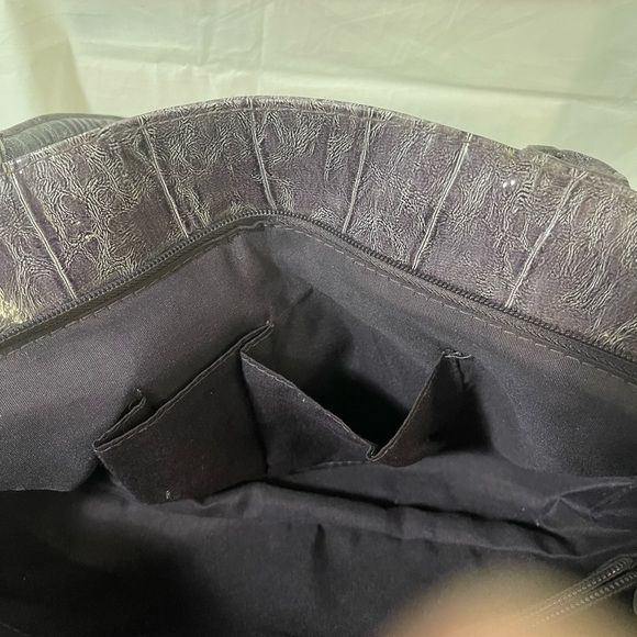 Nameless women’s purple handbag with silver accents, like new condition - Picture 7 of 8